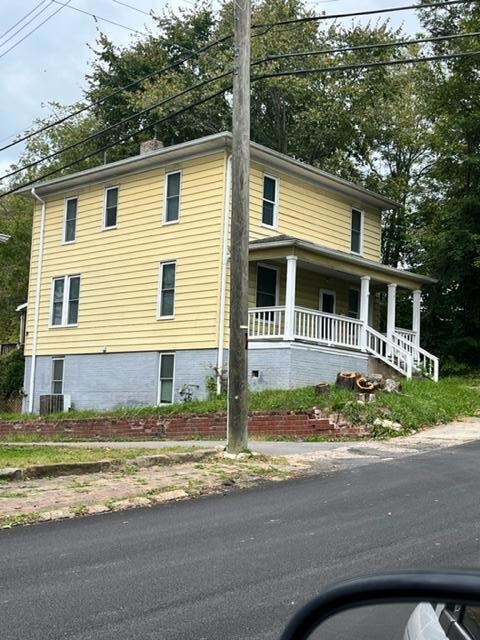 167 N Spring St, Logan, OH 43138 - photo 2
