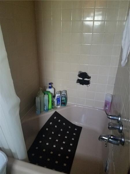 Master bedroom Bathroom