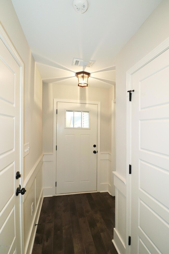 117 Back Cedar Ln - Foyer