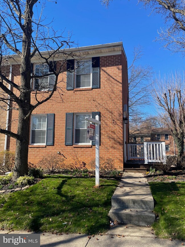 6304 Ducketts Ln, Elkridge, MD 21075 - photo 2