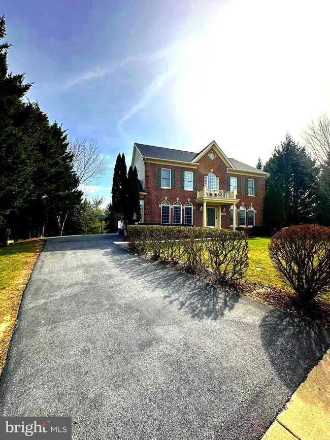 13004 Waters Discovery Ln, Germantown, MD 20876 - photo 5