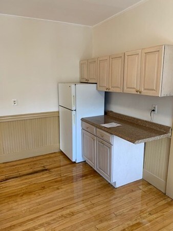 180 Lewis St unit 5, Lynn, MA 01902 - photo 6