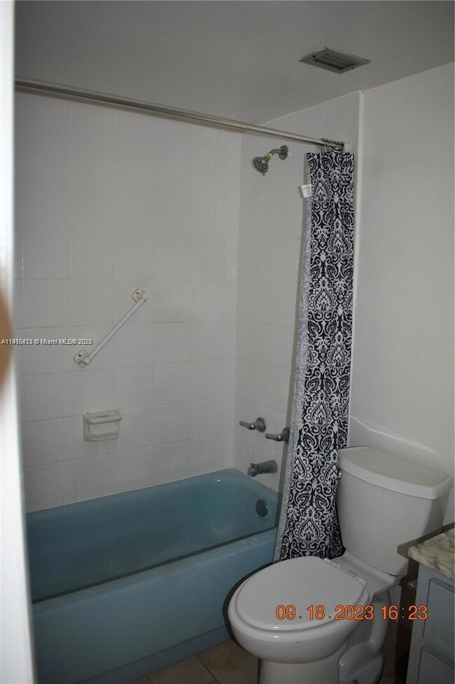 Three Horizons North unit 304, North Miami, FL 33161 - photo 6