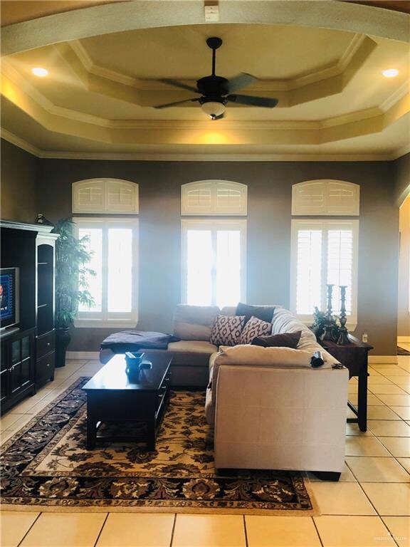 917 E Brady Cir, Pharr, TX 78577 - photo 6