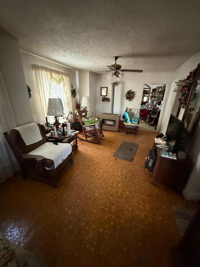 310 Ruby St, Corbin, KY 40701 - photo 5