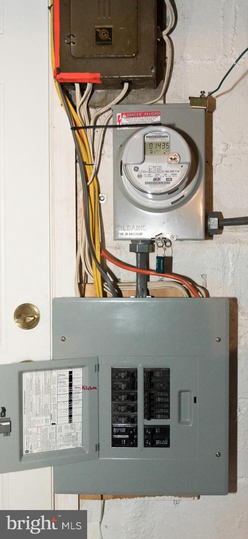 3930 Rokeby Rd, Baltimore, MD 21229 - photo 6