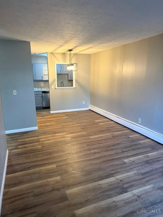 4901 Chalet Dr, Cincinnati, OH 45217 - photo 3