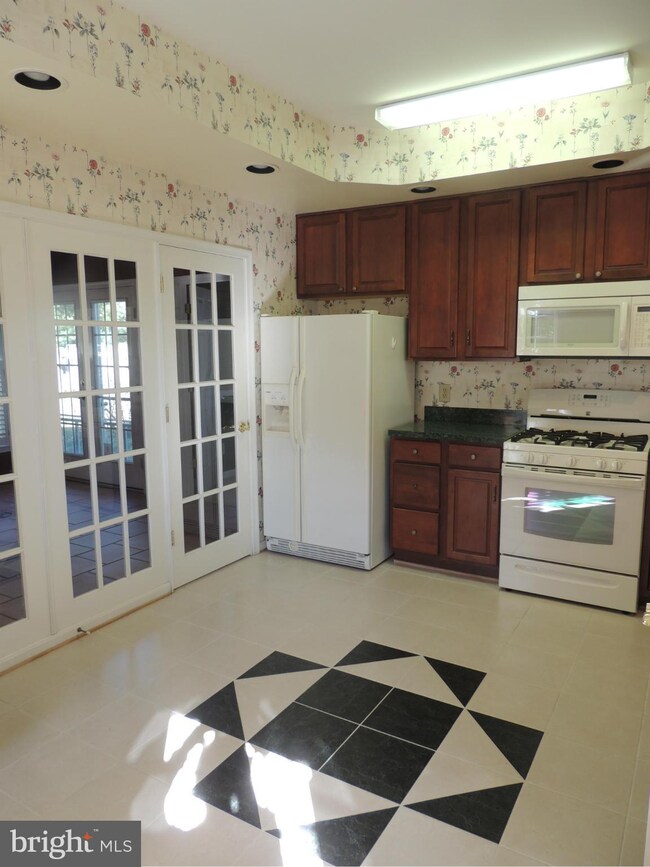 7116 Destiny Ln, Fredericksburg, VA 22407 - photo 3