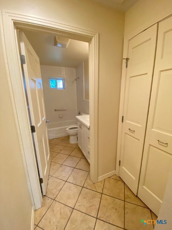 225 Scott St, San Marcos, TX 78666 - photo 3