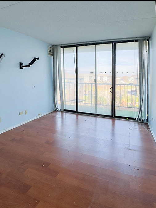 Cove Landing unit 812, Lombard, IL 60148 - photo 5