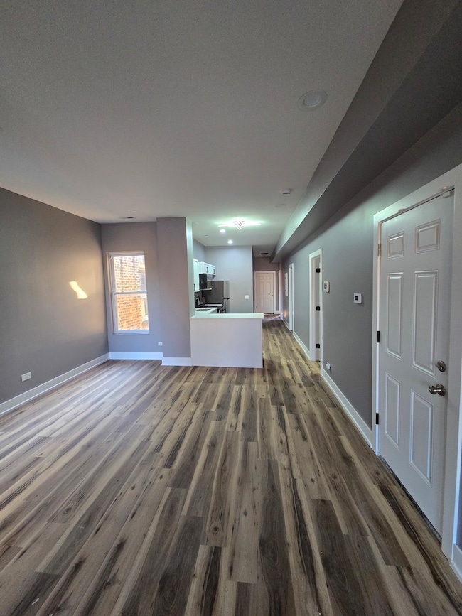 3732 S Calumet Ave unit 2, Chicago, IL 60653 - photo 4