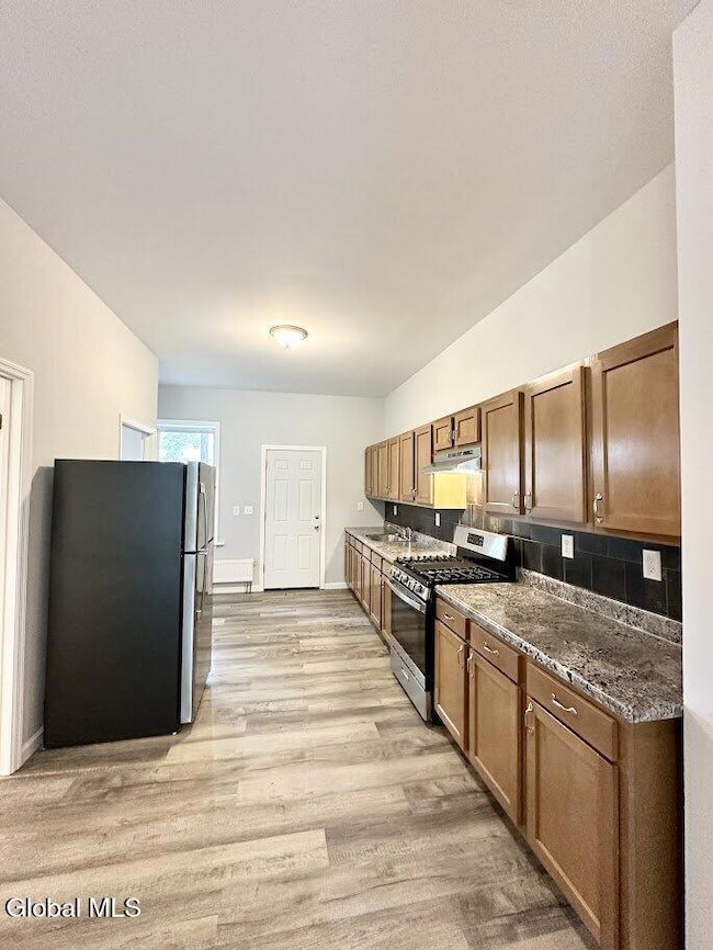 28 Albany St, Albany, NY 12204 - photo 3