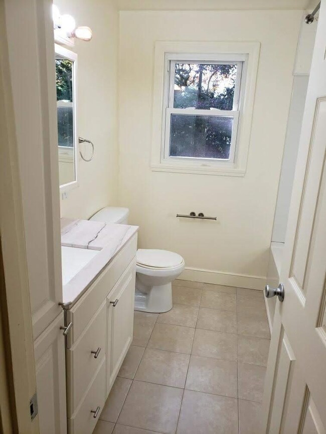 13 Crestwood Ln, Dennis Port, MA 02639 - photo 6