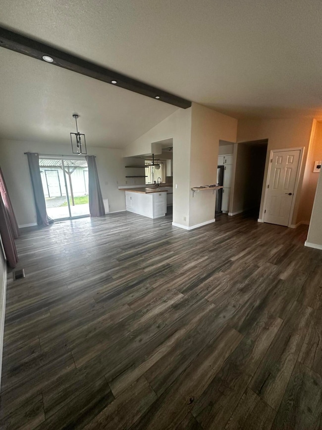 1517 Molly Ln, Grants Pass, OR 97527 - photo 5