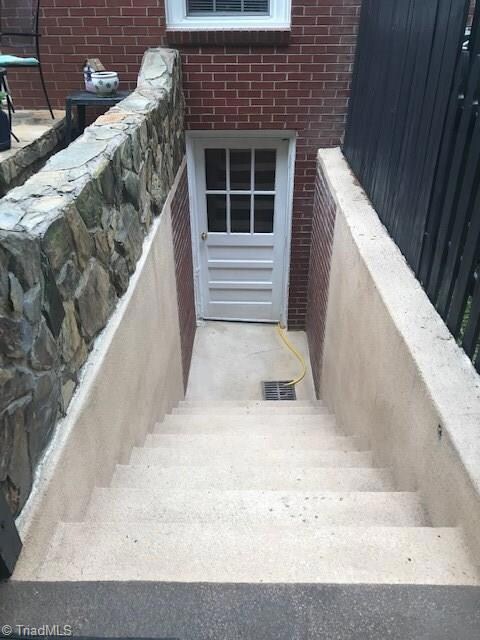 1739 Harvell St, Asheboro, NC 27205 - photo 5