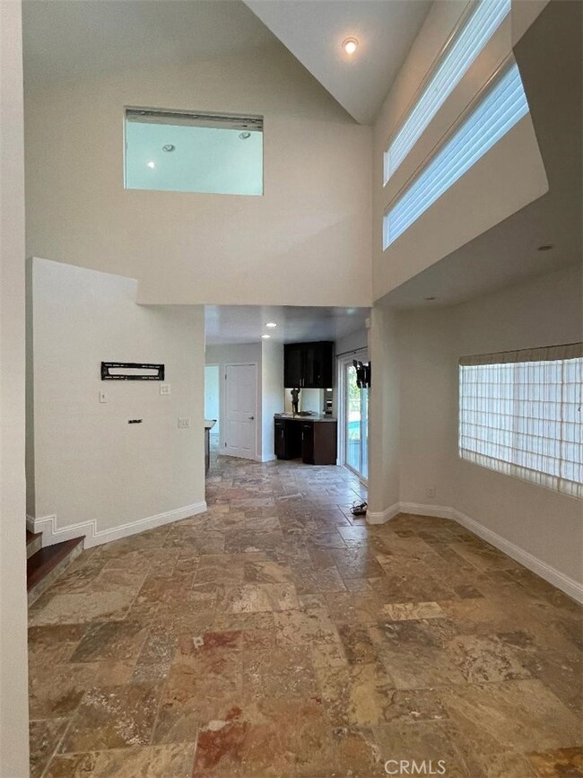 21607 Dumetz Rd, Woodland Hills, CA 91364 - photo 6