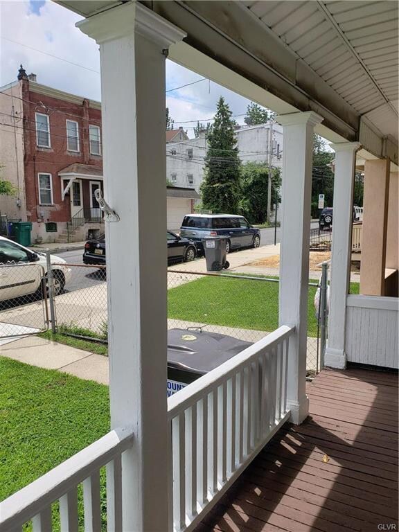 1233 Mechanic St, Bethlehem, PA 18015 - photo 2