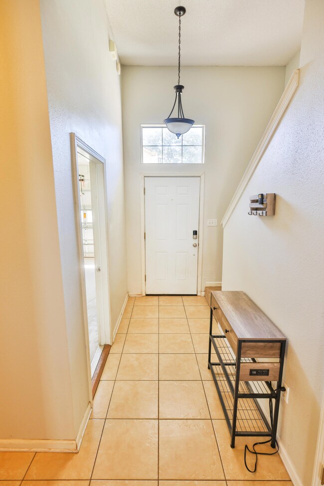 211 Third St SE unit H, Fort Walton Beach, FL 32548 - photo 3