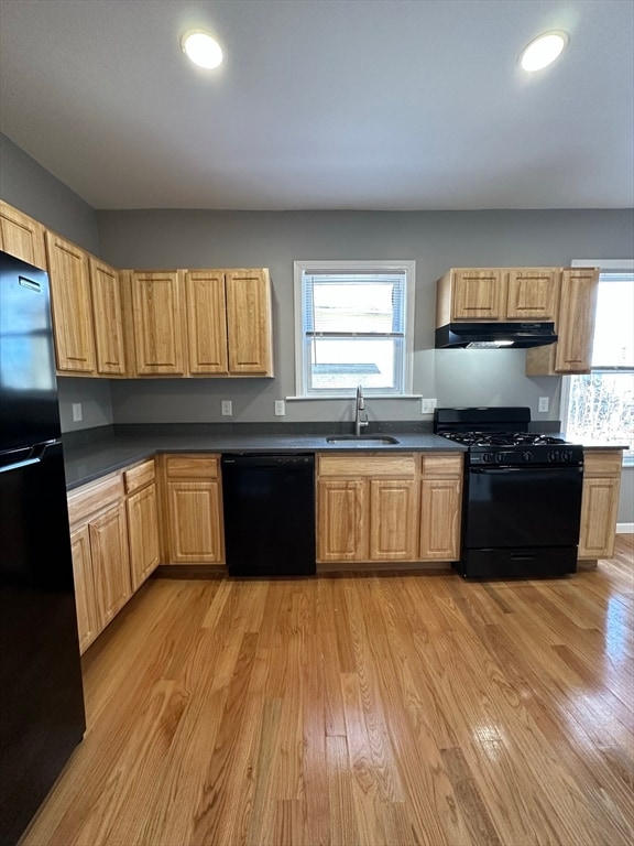 35 Harvard St unit 2, Dorchester Center, MA 02124 - photo 2