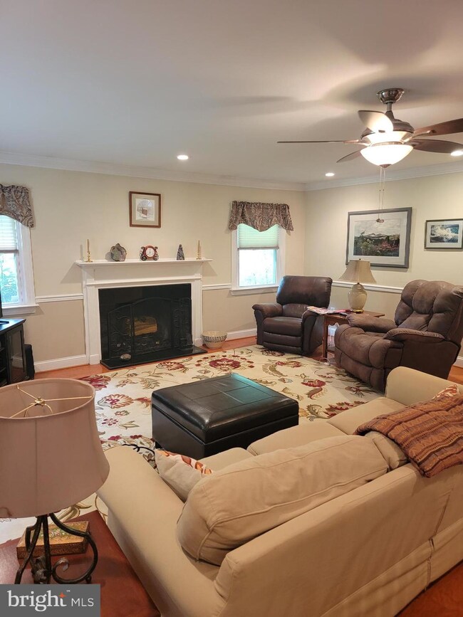 13504 Youngwood Turn, Bowie, MD 20715 - photo 4