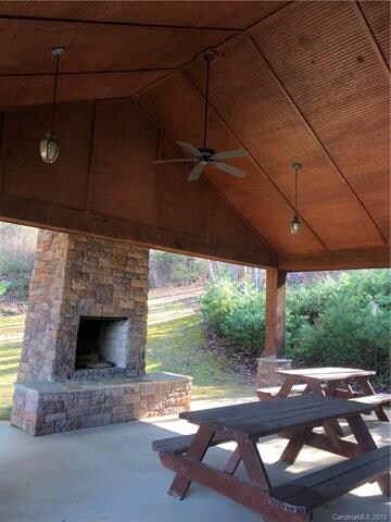 95 Balsamwood Rd unit 31, Leicester, NC 28748 - photo 4