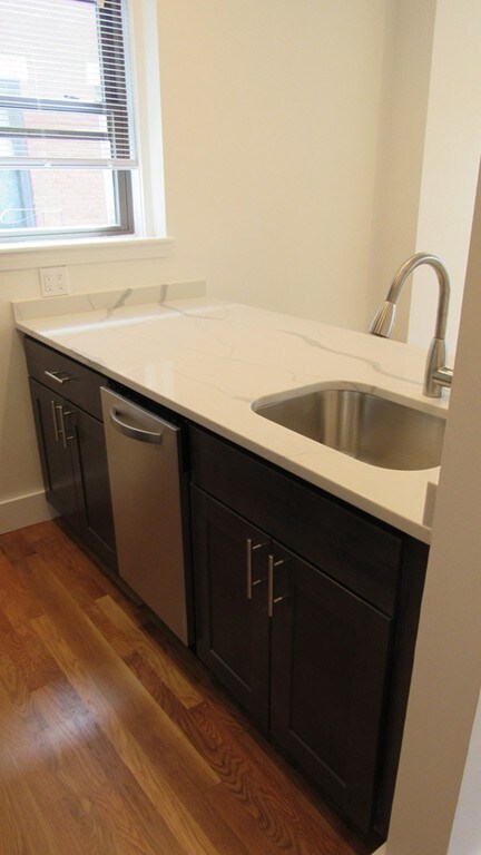 351 North St unit 7, Boston, MA 02113 - photo 6