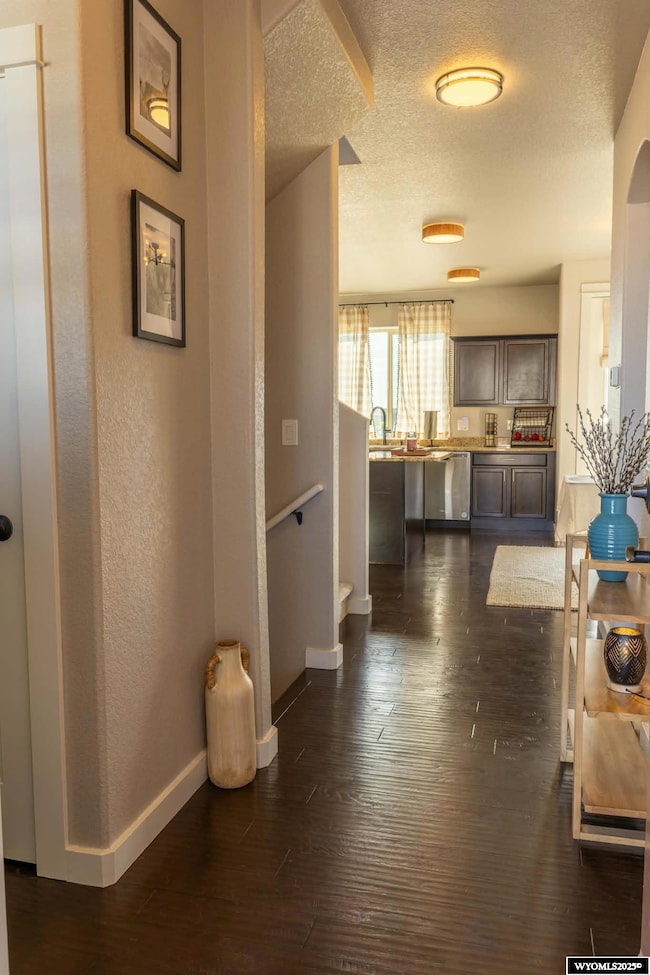 935 Flicker St, Douglas, WY 82633 - photo 3