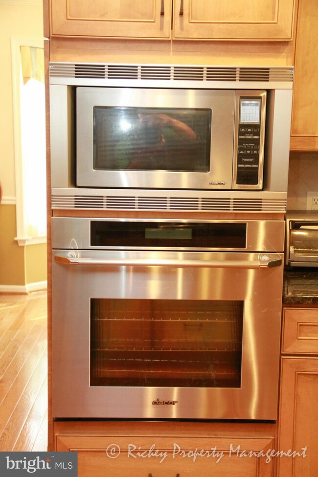 3606 Elderberry Place, Fairfax, VA 22033 - photo 7