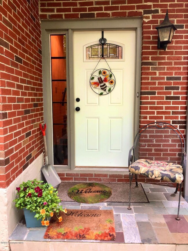 346 Tom Quick Rd, Dingmans Ferry, PA 18328 - photo 4