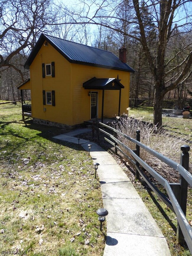 587 Point Rd, Bedford, PA 15522 - photo 6