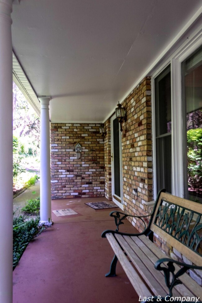 699 Auburn Trail-15