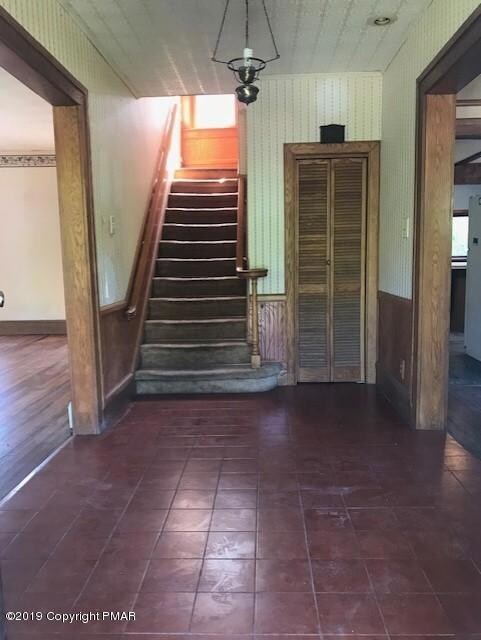 177 Oak St, Shavertown, PA 18708 - photo 2