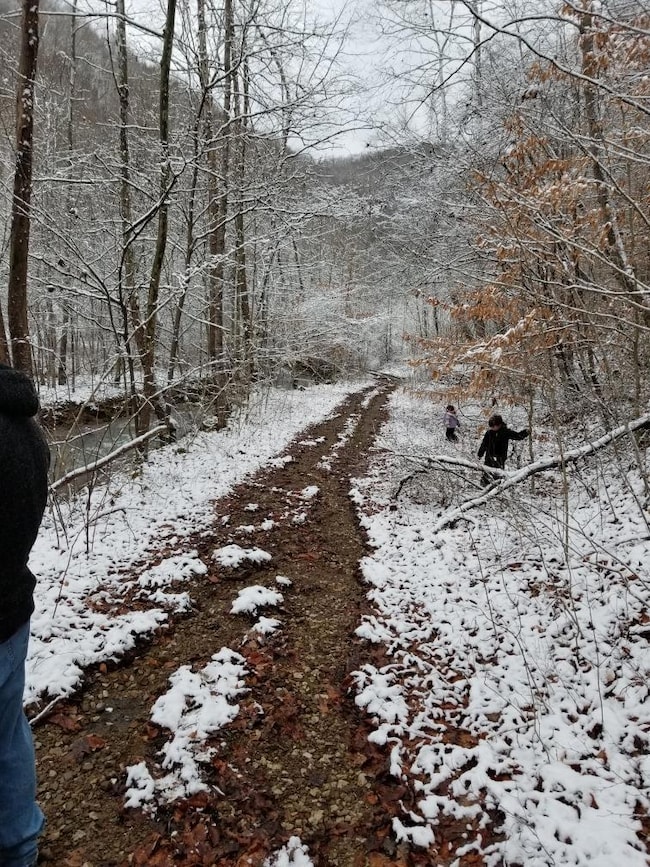 71EF87F6-5076-4C75-AD67-3BFF6E993E6A