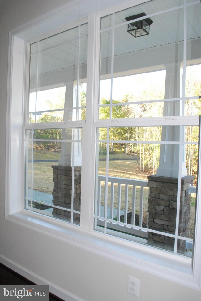 7236 Jockey Ct, Hughesville, MD 20637 - photo 6