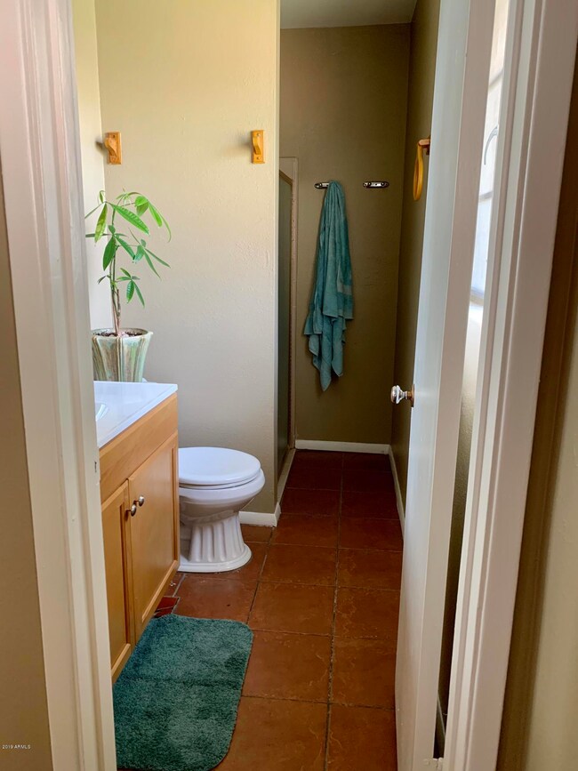 citrus master bath