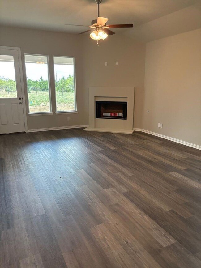 3529 Austin St, Gainesville, TX 76240 - photo 3