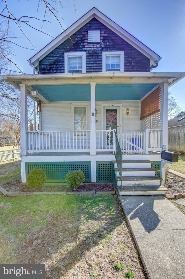 3700 Farragut Ave, Kensington, MD 20895 - photo 4