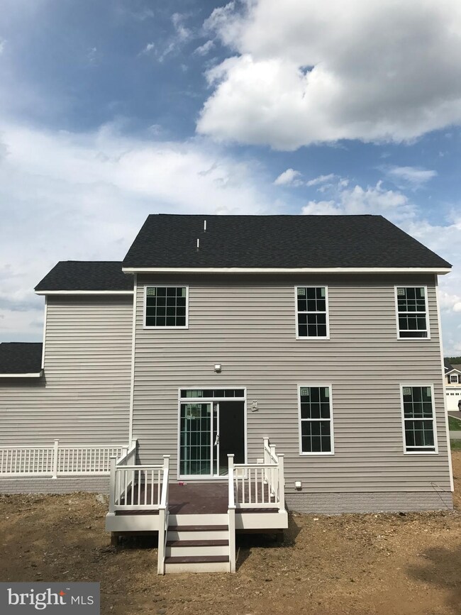 642 Webber Springs Dr, Inwood, WV 25428 - photo 4