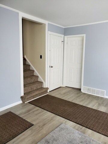 unlisted-address, Hazel Crest, IL 60429 - photo 4