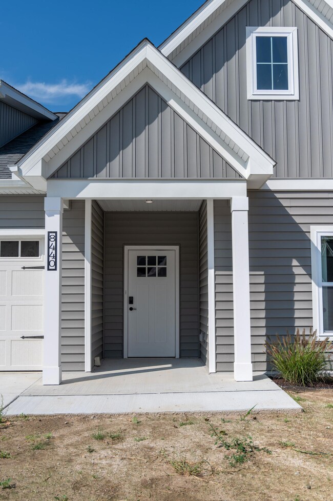 8456 Oak Shade Ct unit 21, Davison, MI 48423 - photo 4