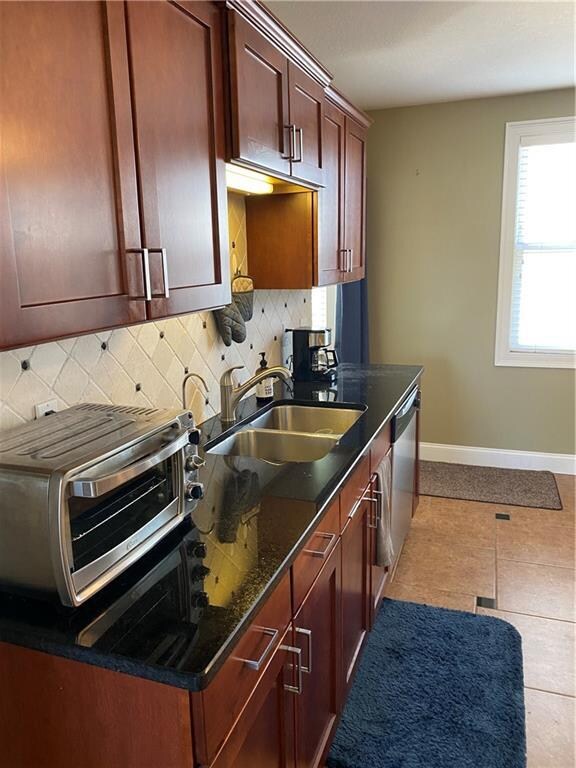331 Williams St unit 7, Providence, RI 02906 - photo 3