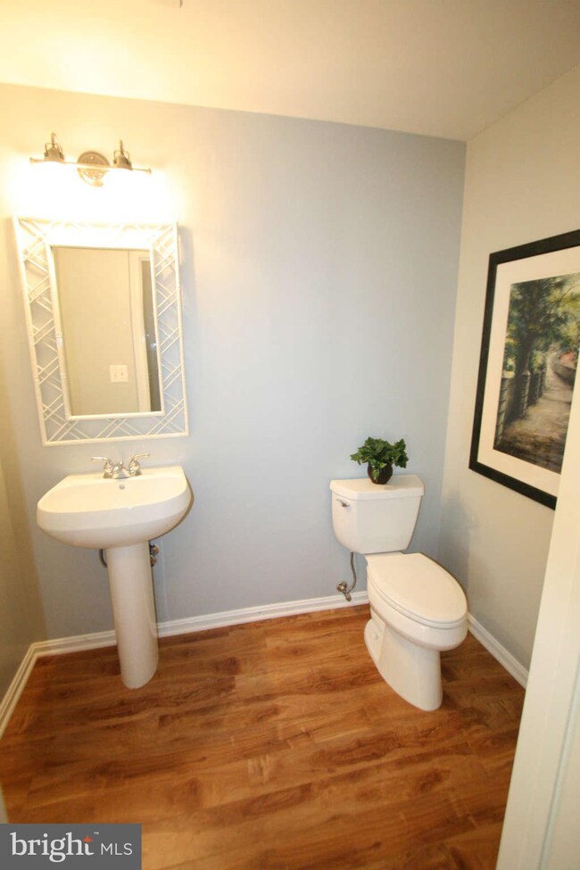 8938 Milford Haven Ct unit 38A, Lorton, VA 22079 - photo 7