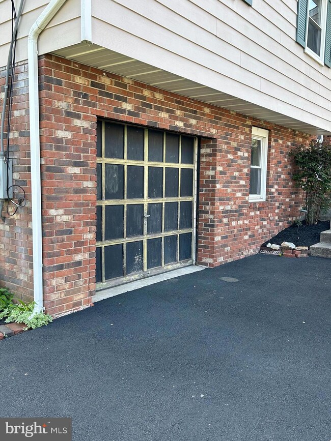 351 Delaware Ave, Langhorne, PA 19047 - photo 6