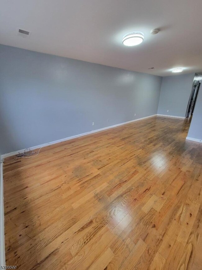 390 Union Ave unit 2, Irvington, NJ 07111 - photo 2