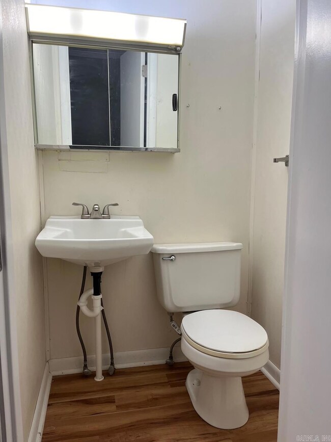 303 Walnut Dr, Paragould, AR 72450 - photo 5