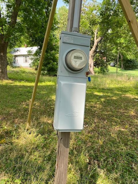 Temporary Power Pole & Meter