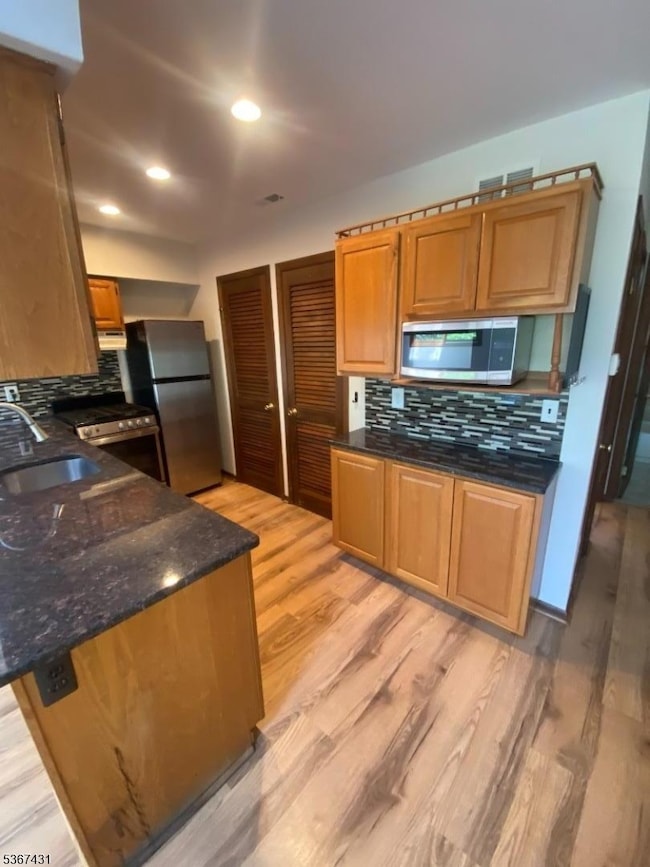 6 Davos Dr unit 8, Vernon, NJ 07462 - photo 6