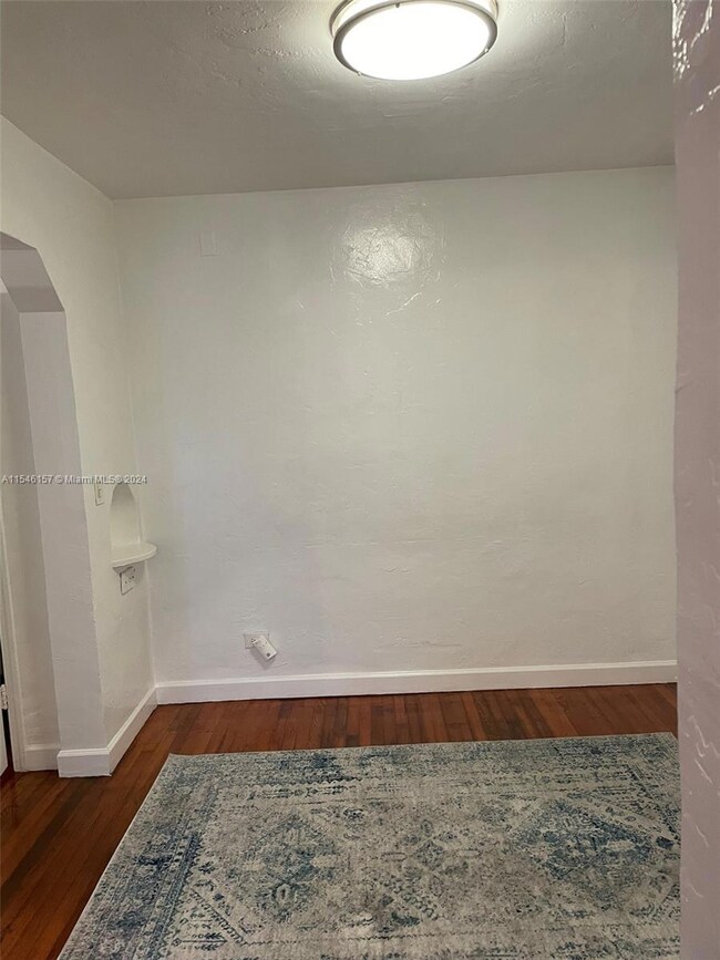 7940 Byron Ave unit 1, Miami Beach, FL 33141 - photo 7