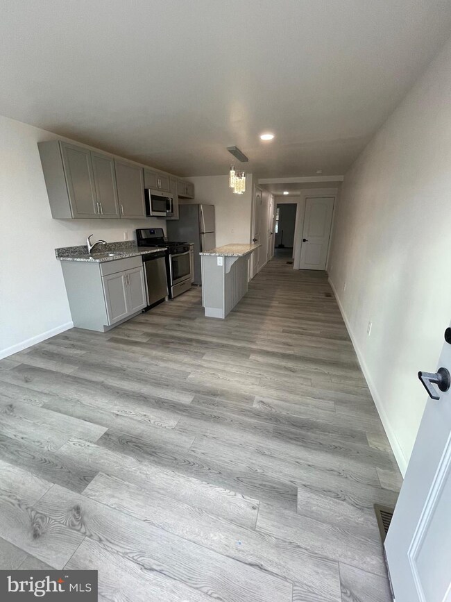 116 E Cedar St, Kennett Square, PA 19348 - photo 4