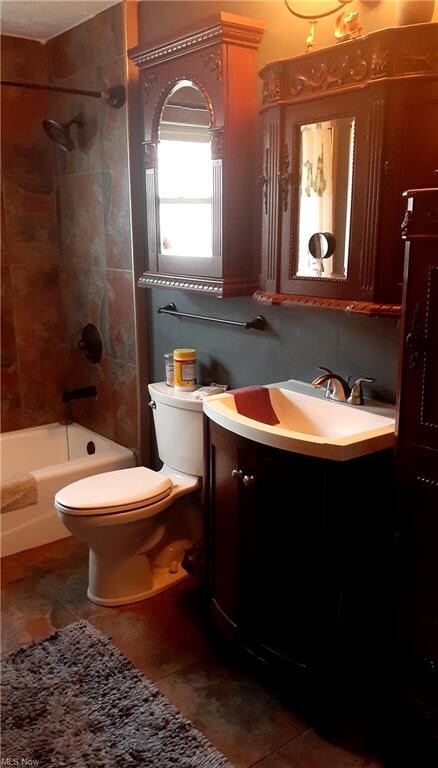 5228 Edgewater Dr, Sheffield Lake, OH 44054 - photo 7